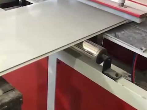 護墻板切割機